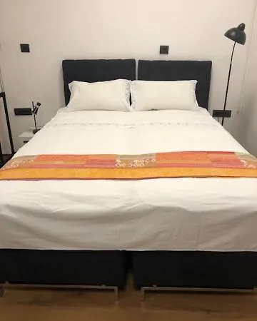 בית הארחה Almira 3*